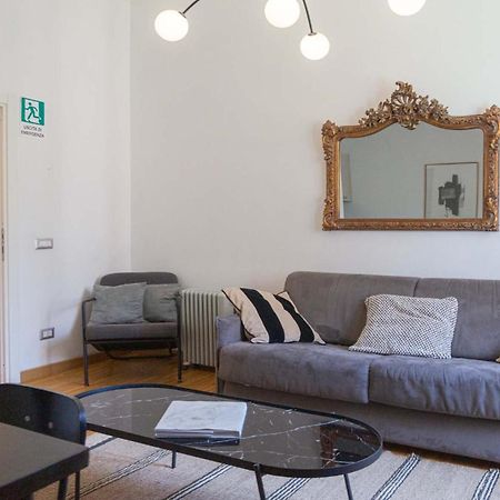Colosseum Cosy Apartment Close To Metro Rome Exterior photo